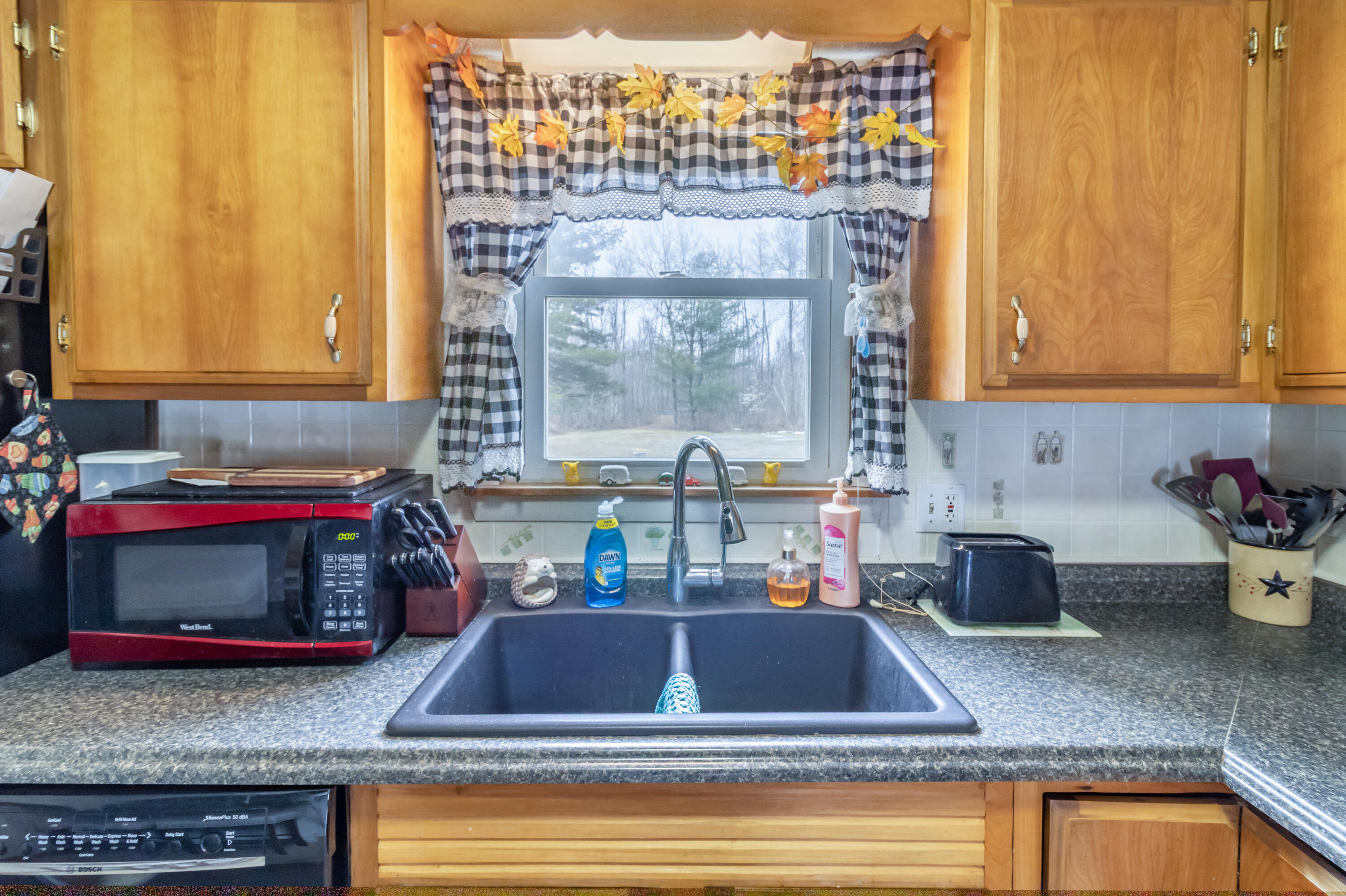 336 Stetson Road West Levant, ME 04456 - Photo 30 of 58 336 Stetson Road West Interiors-3