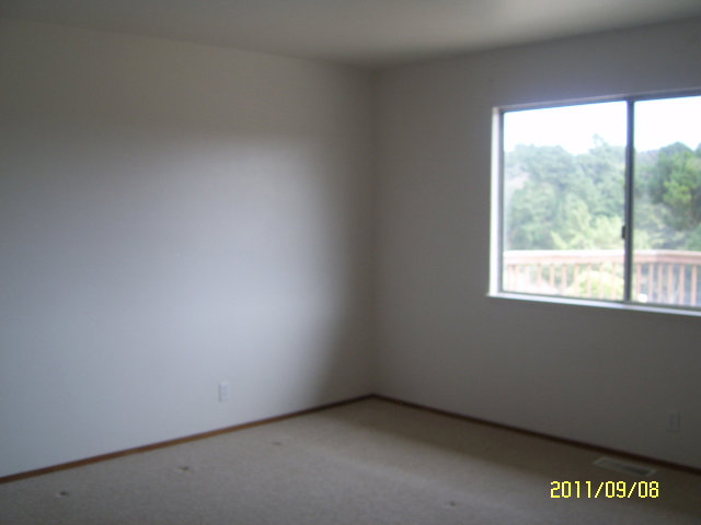 15 Desmond Road Salinas, CA 93907 - Photo 8 of 11 Gallery Image 8