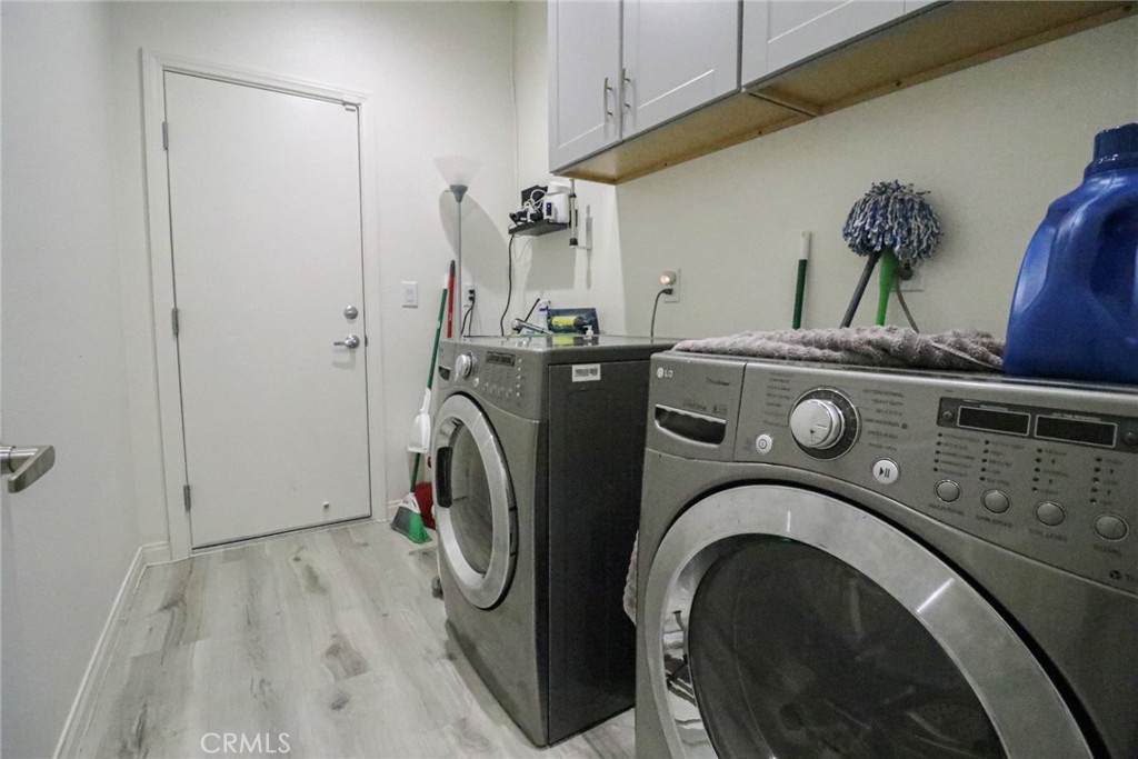 4847 Hedrick Avenue Riverside, CA 92505 - Photo 10 of 17 Individual Laundry Room