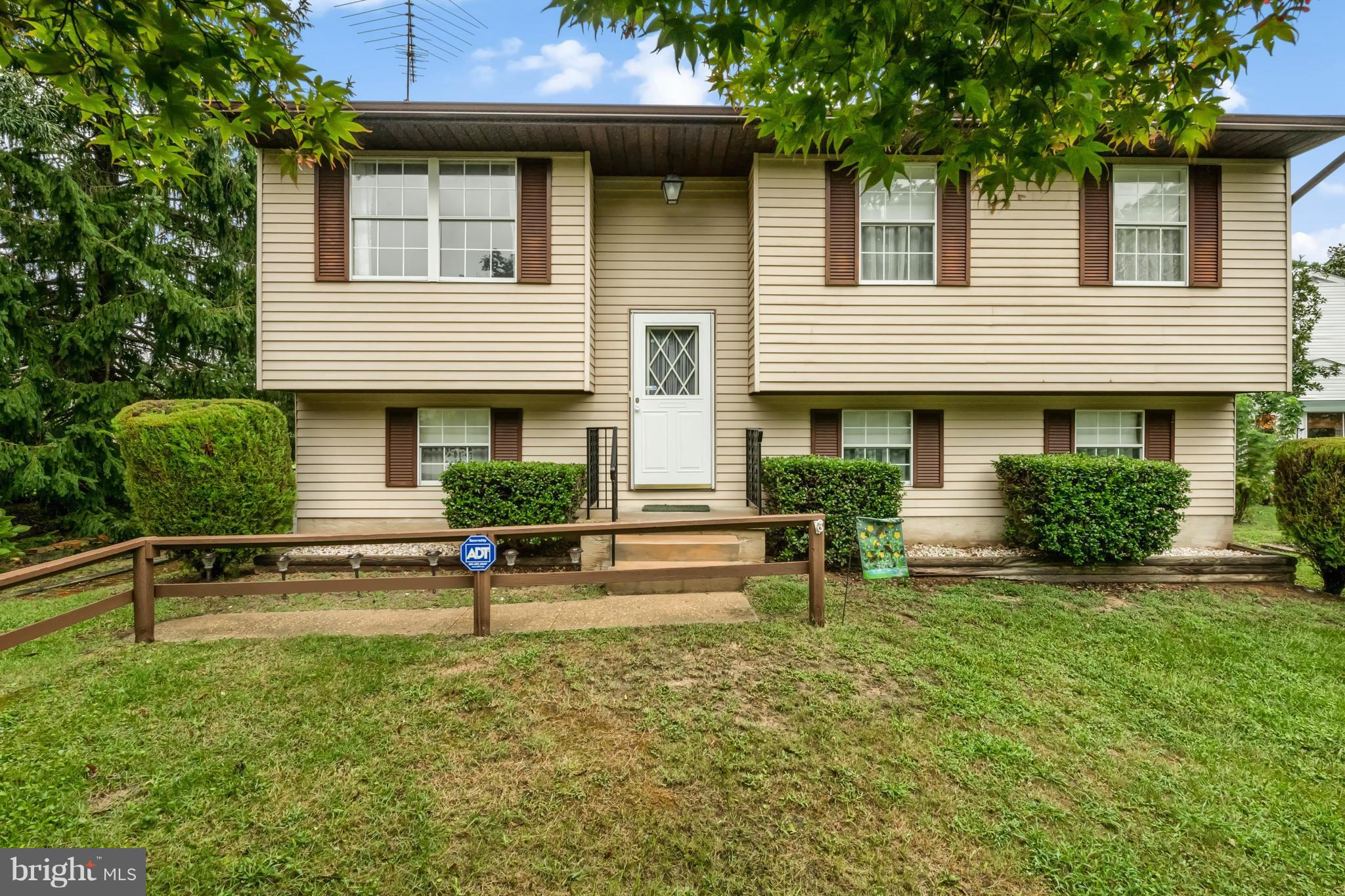 972 Tidewater Road Pasadena, MD 21122 - Photo 1 of 30 Exterior (Front)