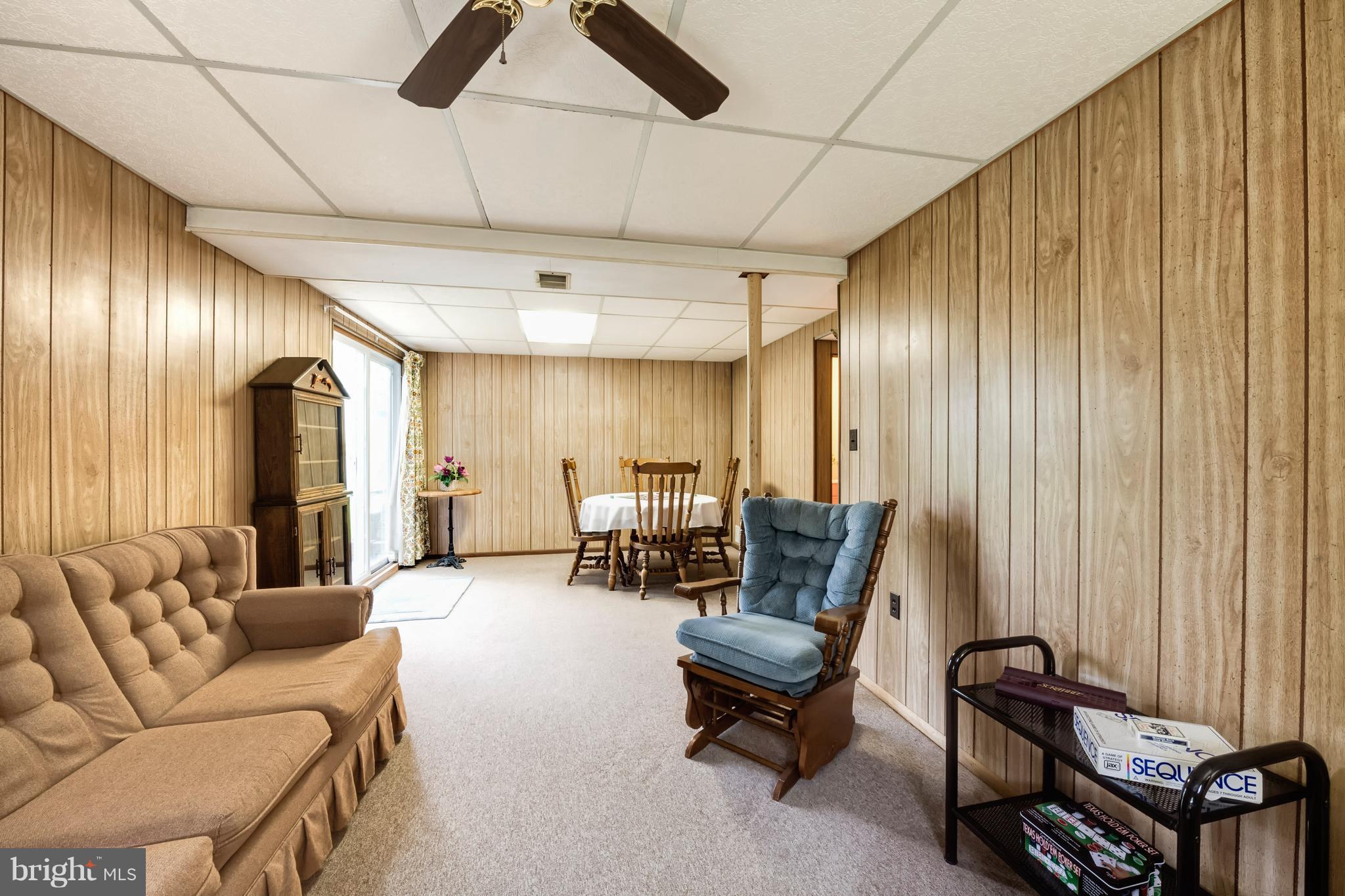 972 Tidewater Road Pasadena, MD 21122 - Photo 22 of 30 Family Room