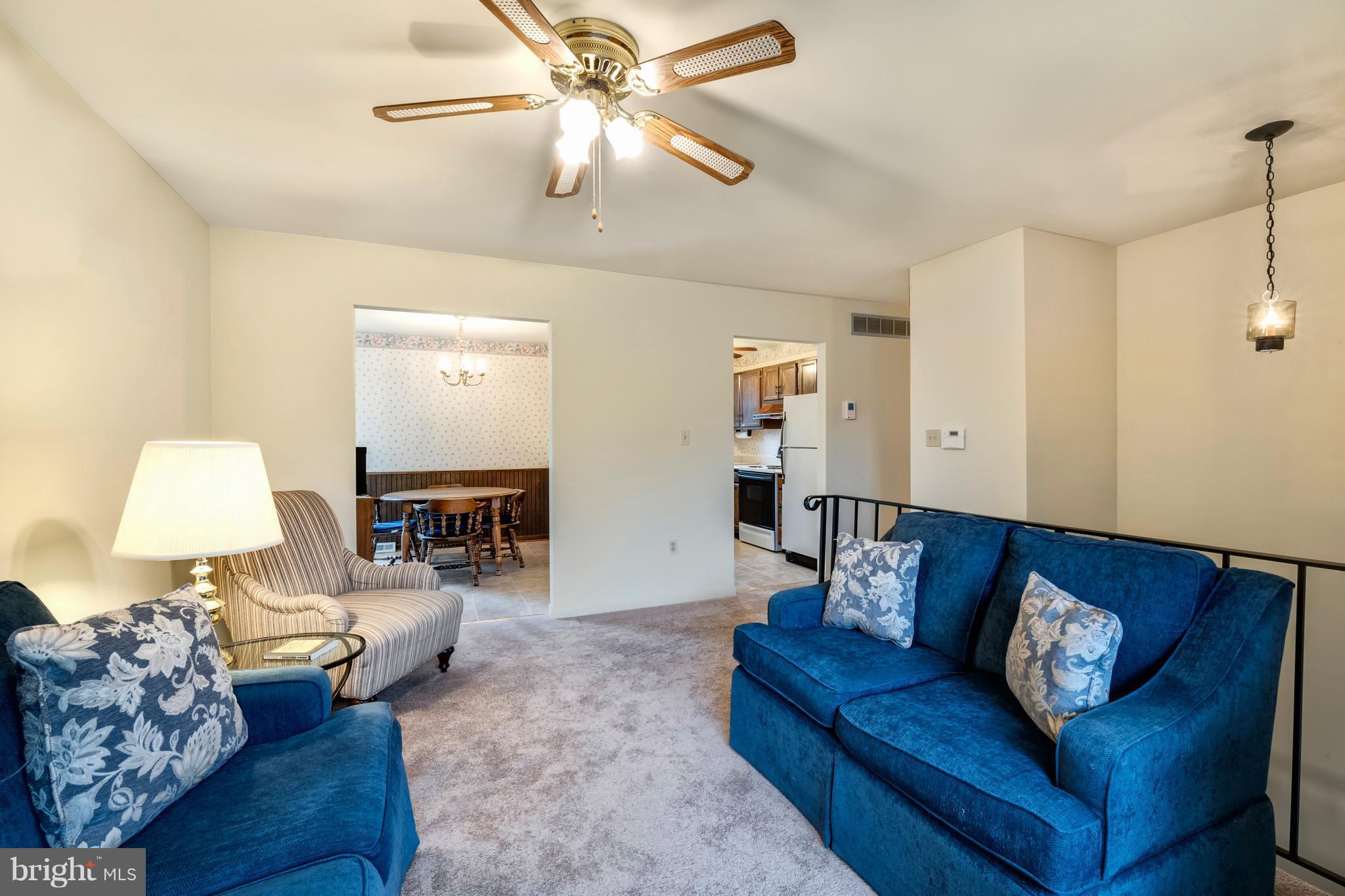 972 Tidewater Road Pasadena, MD 21122 - Photo 10 of 30 Family Room