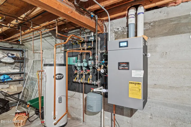 a view of steet corner