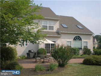 25 Woodside Farm Road Garnet Valley, PA 19060 - Photo 2 of 12 Exterior Back