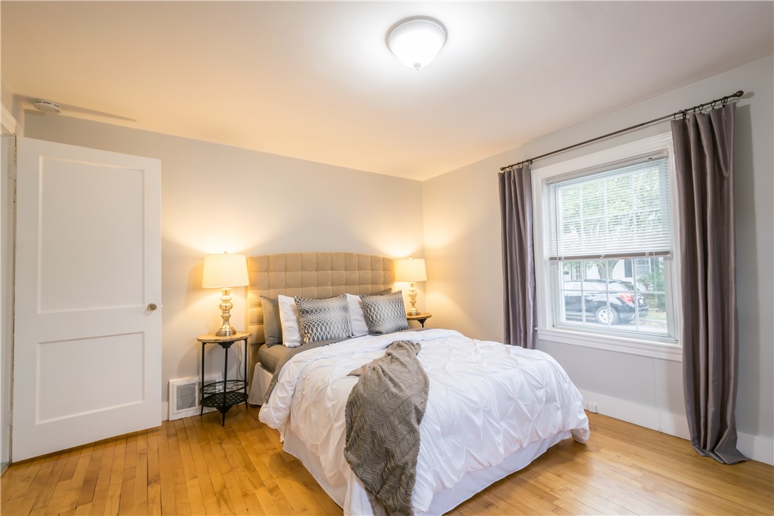 52 Edgemere Road Pawtucket, RI 02861 - Photo 9 of 18 Gallery Image 9