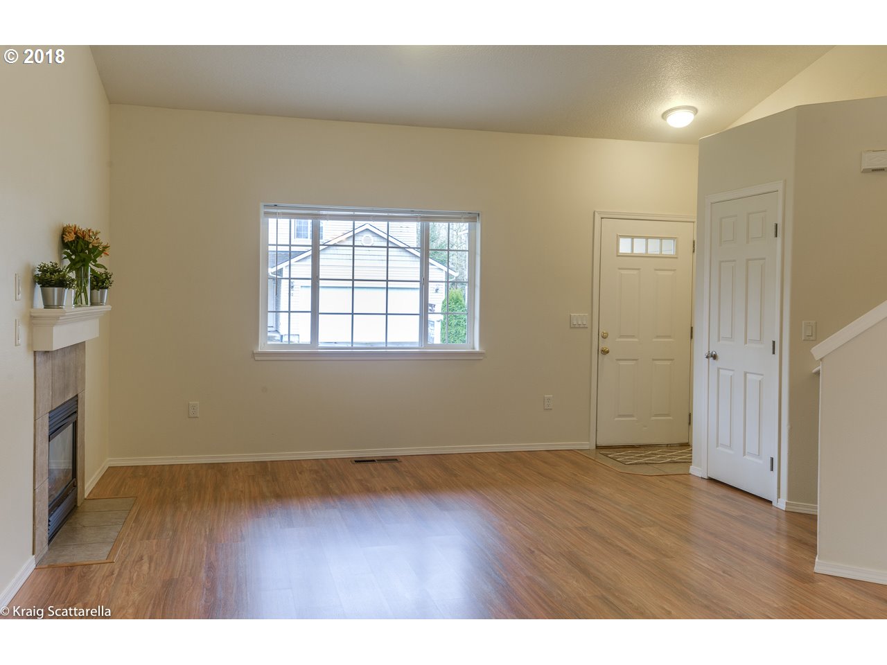 909 Northeast Mariners Loop Portland, OR 97211 - Photo 4 of 21 Gallery Image 4