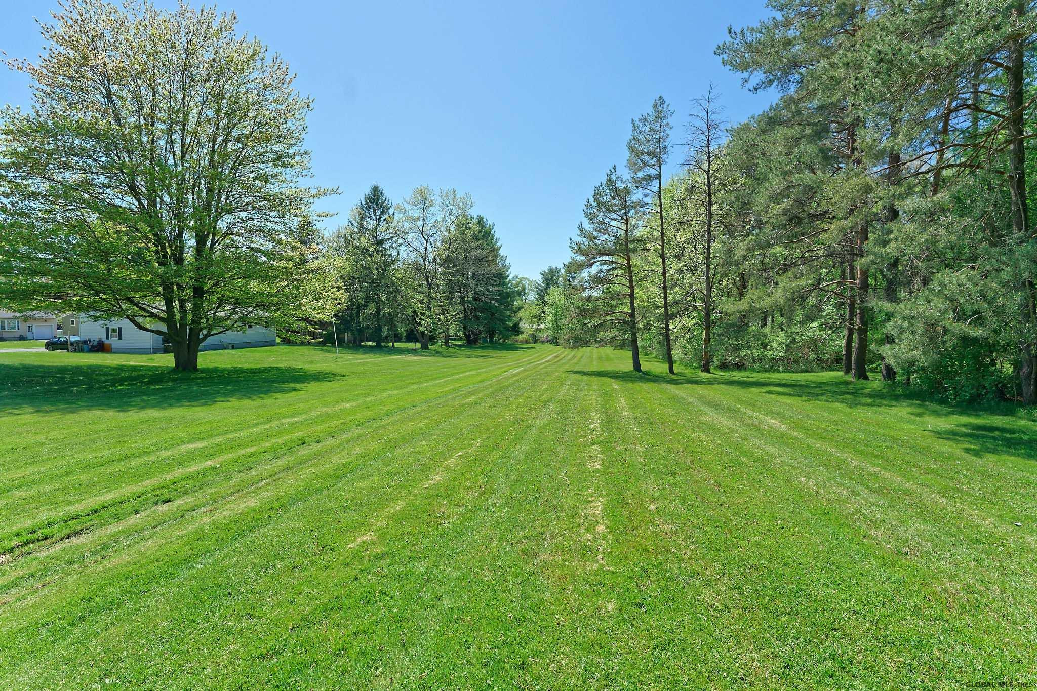 156 Consaul Road Colonie, NY 12205 - Photo 33 of 38 Photo 33