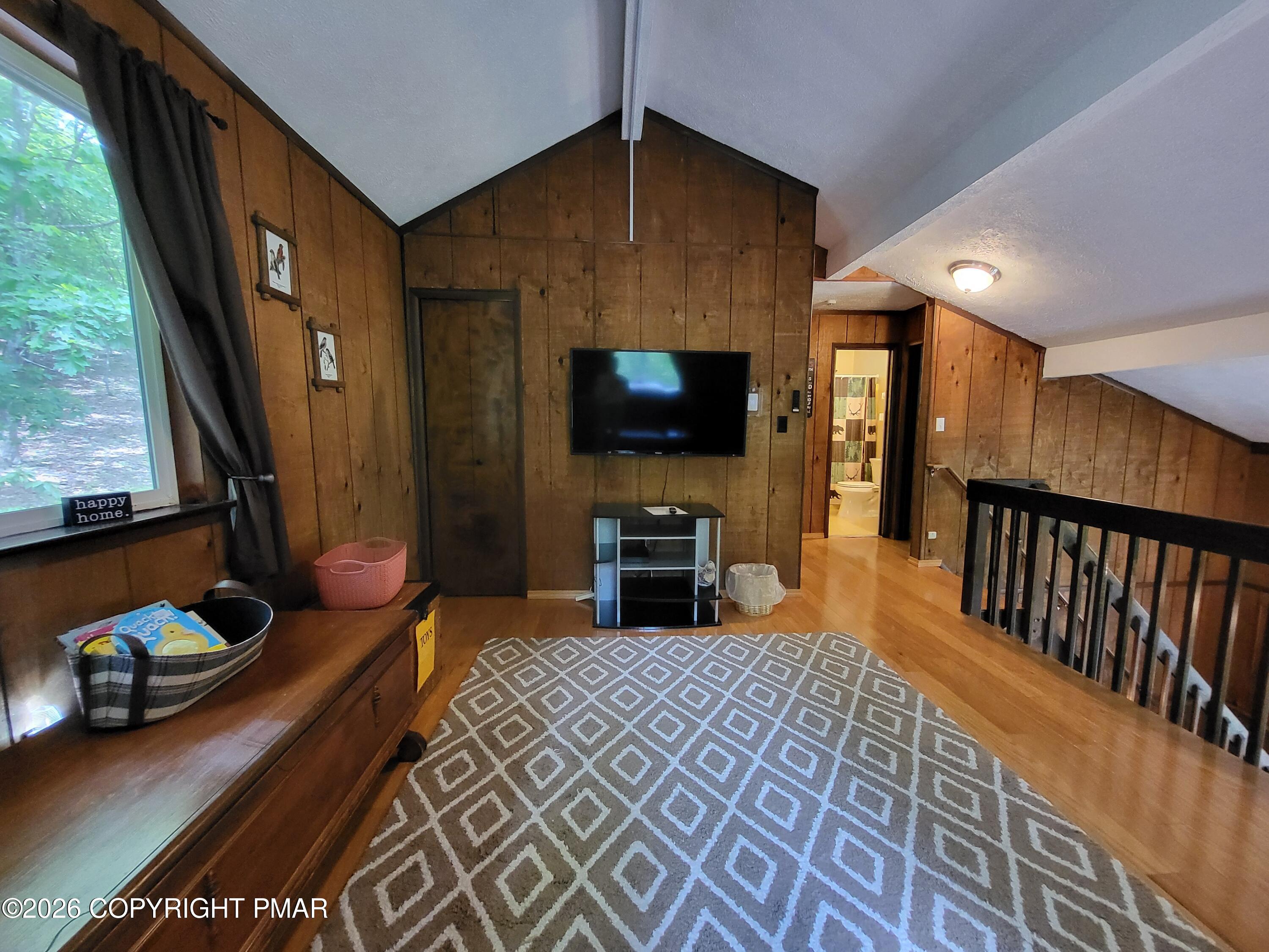 121 Park Court Bushkill, PA 18324 - Photo 22 of 76 1000093308