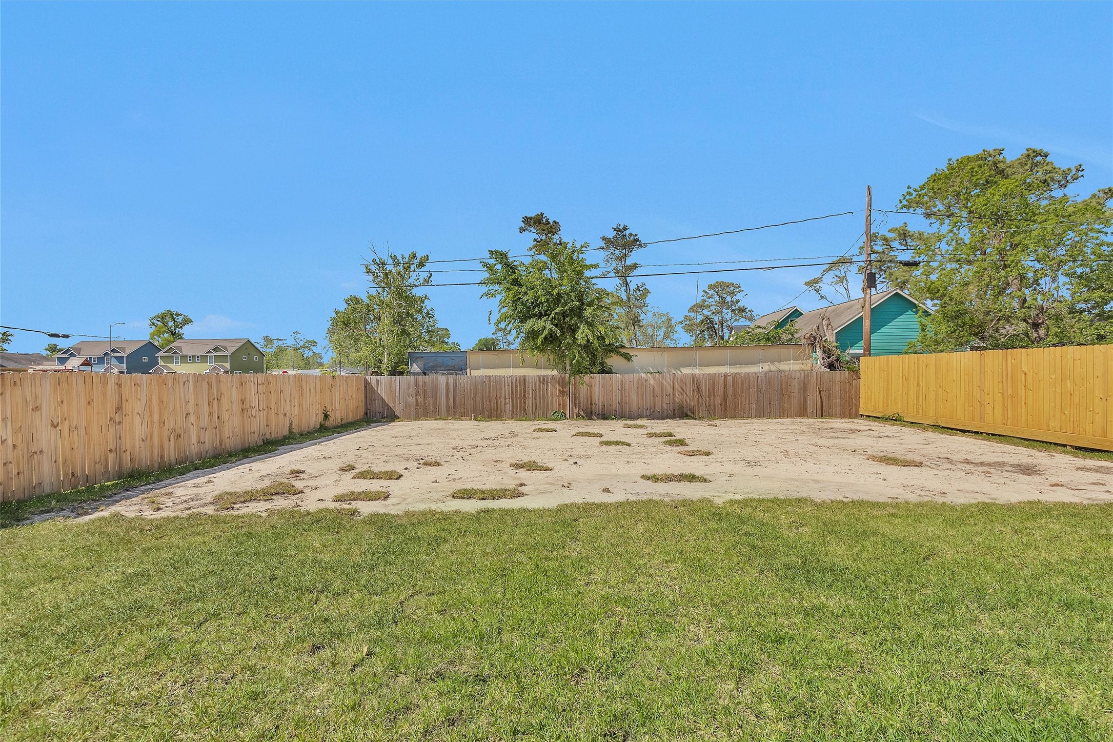 6334 Roughlock Street Houston, TX 77016 - Photo 24 of 24 a view of a backyard