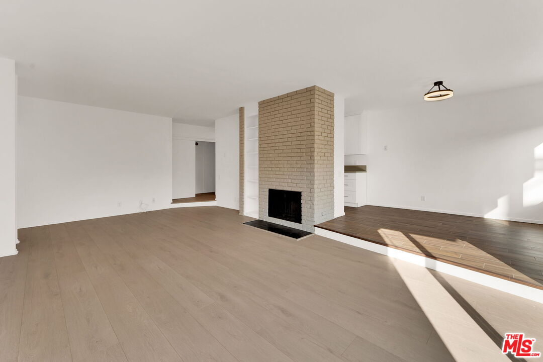 1424 Amherst Avenue, Unit 207 Los Angeles, CA 90025 - Photo 13 of 28