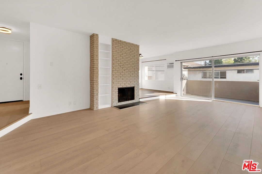 1424 Amherst Avenue, Unit 207 Los Angeles, CA 90025 - Photo 17 of 28