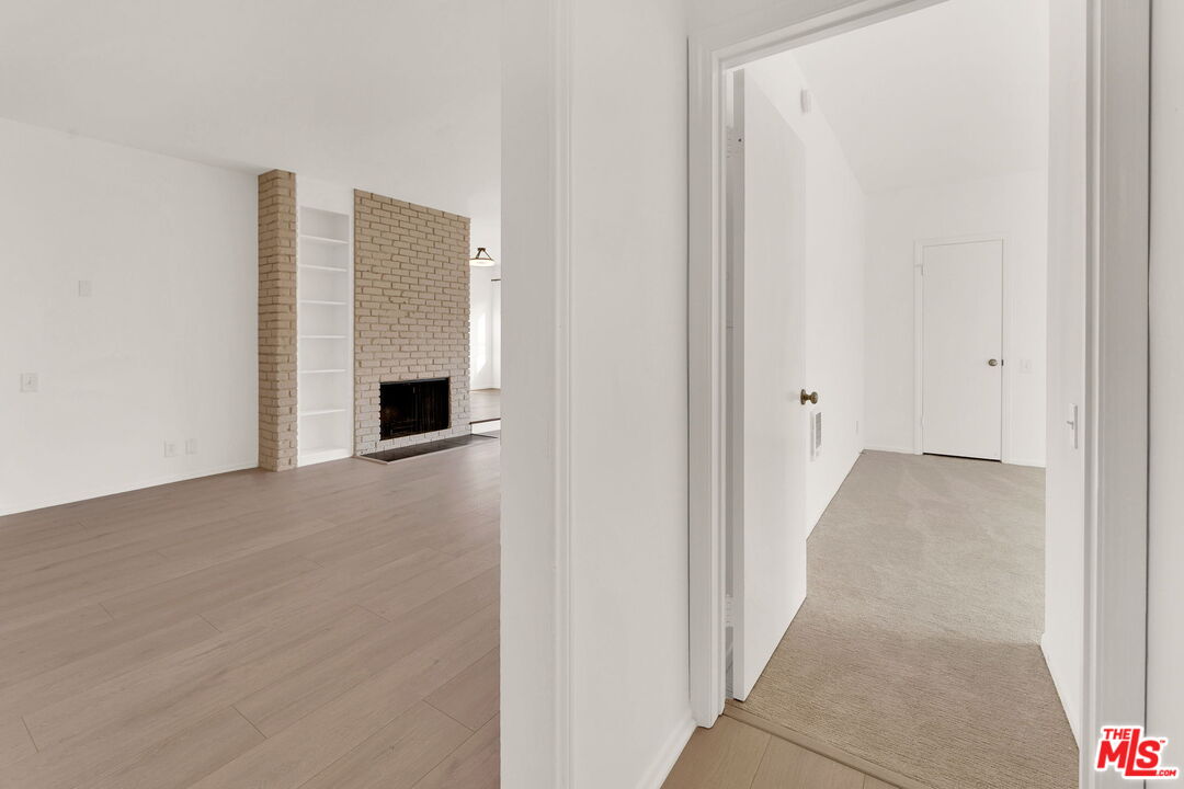 1424 Amherst Avenue, Unit 207 Los Angeles, CA 90025 - Photo 18 of 28