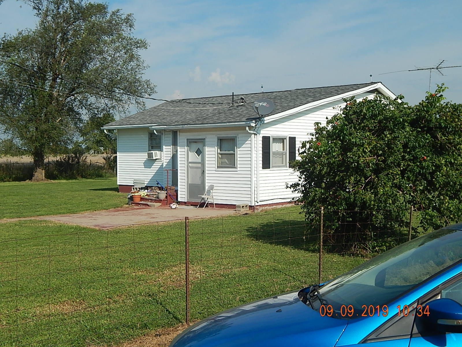 17059 East Mo Road Paris, MO 65275 - Photo 1 of 1 Gallery Image 1