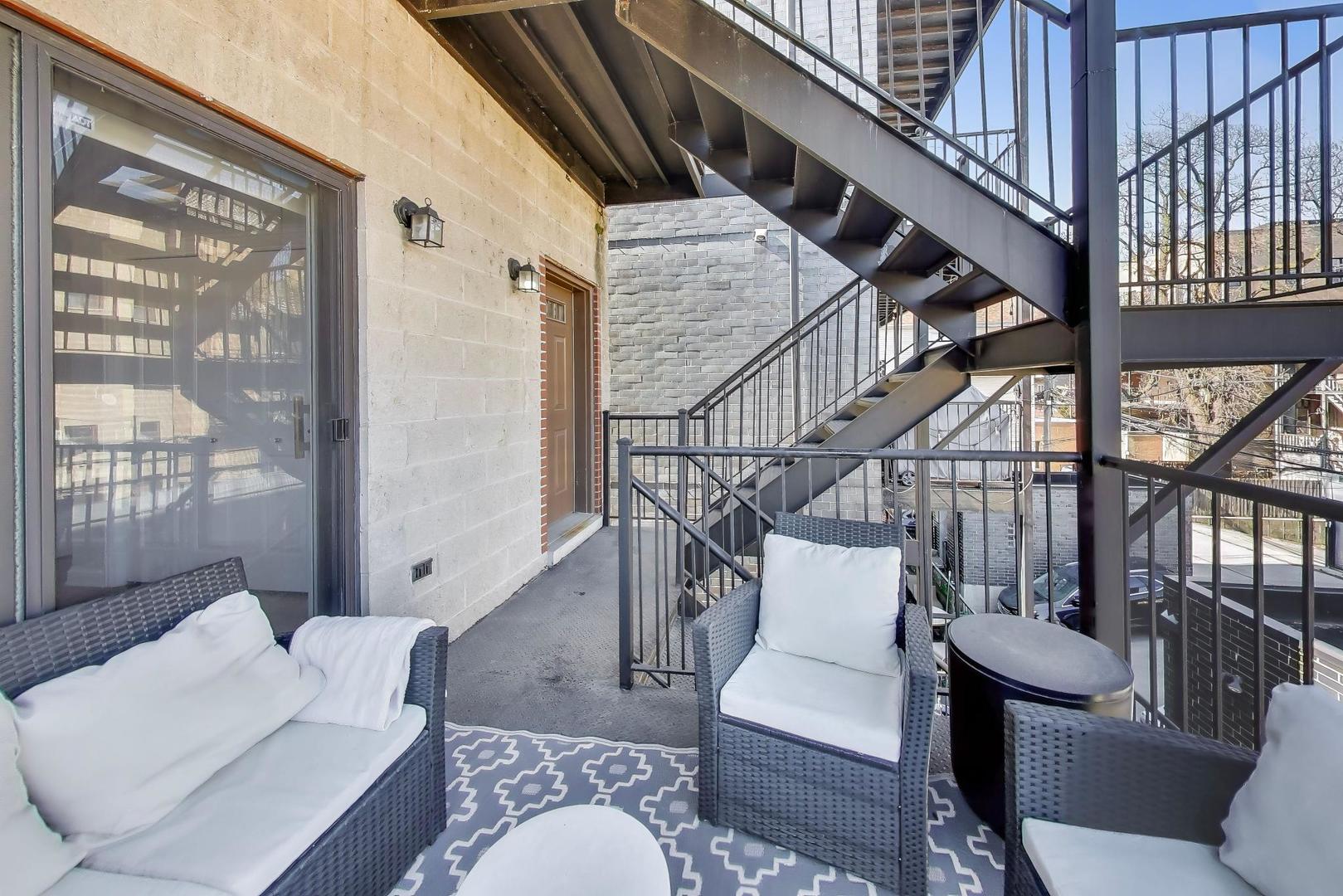 1442 West Cortez Street, Unit 2 Chicago, IL 60642 - Photo 20 of 24