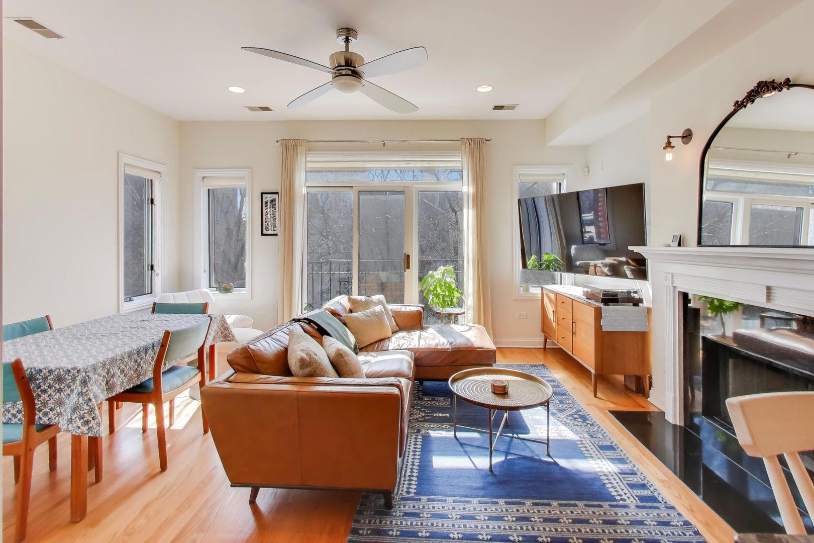 1442 West Cortez Street, Unit 2 Chicago, IL 60642 - Photo 3 of 24