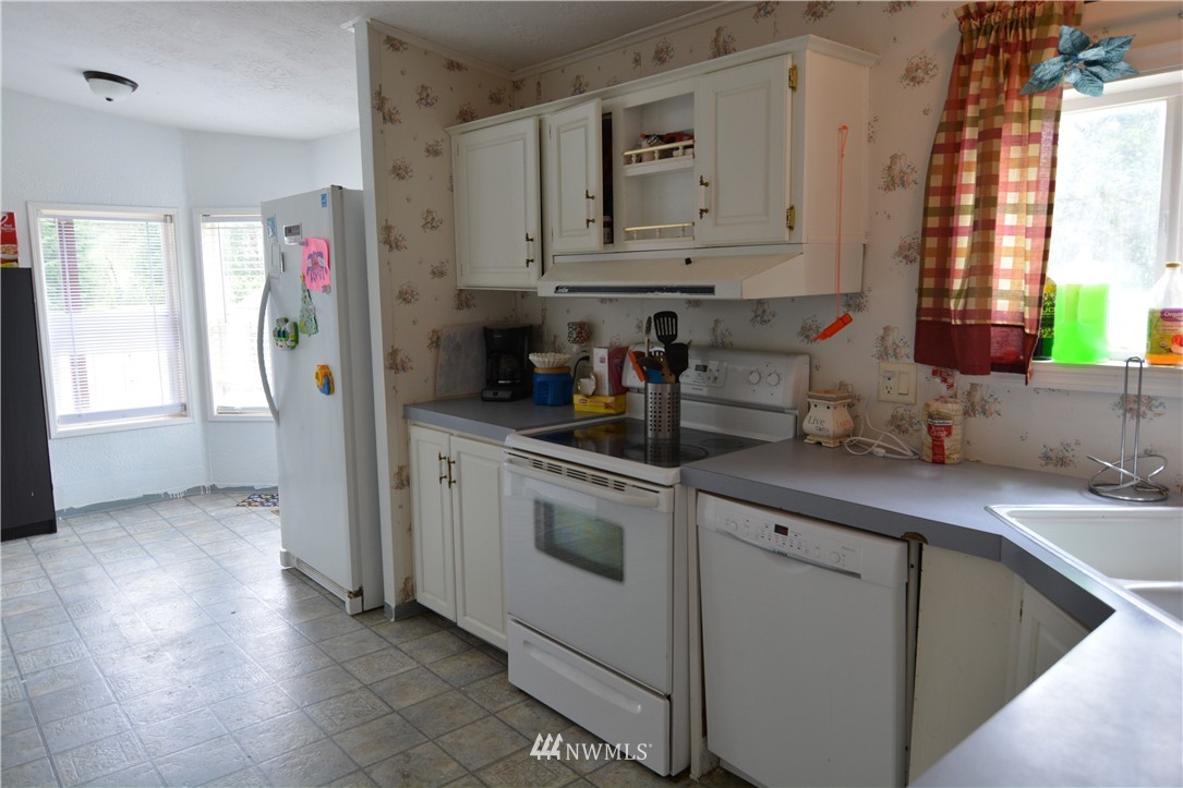 5506 Mt Solo Road Longview, WA 98632 - Photo 9 of 25