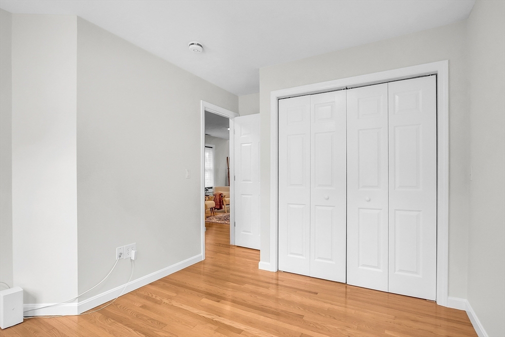 43 B Ossamequin Road Billerica, MA 01821 - Photo 16 of 38 Gallery Image 16