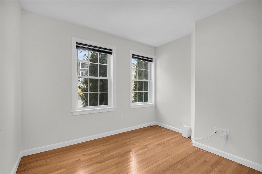 43 B Ossamequin Road Billerica, MA 01821 - Photo 17 of 38 Gallery Image 17