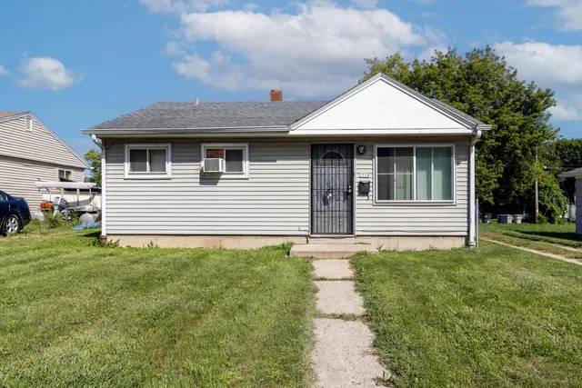 $99,900 | 5718 North 61st Street, Milwaukee, WI 53218