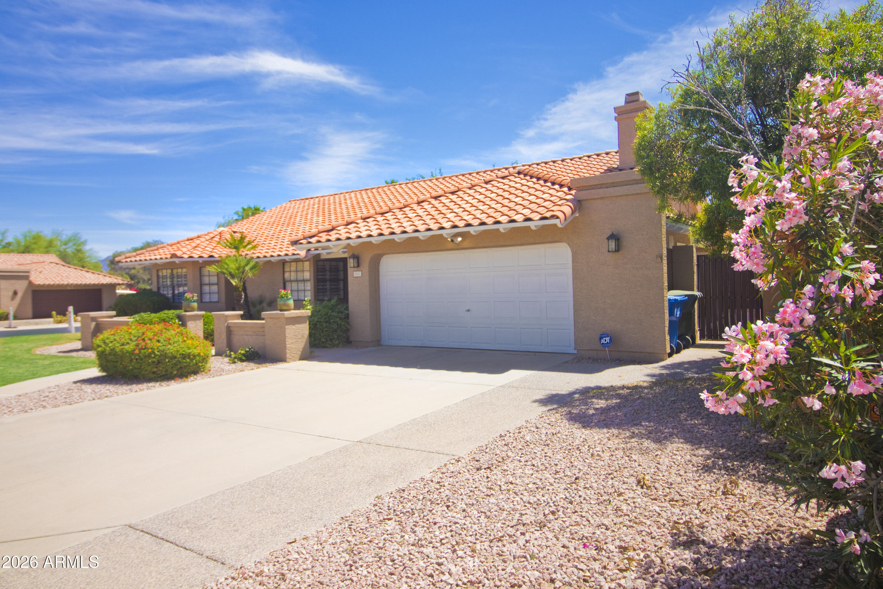 6065 East Kathleen Road Scottsdale, AZ 85254 - Photo 2 of 46 10