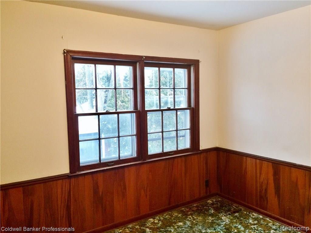 66 Hampton Road Grosse Pointe, MI 48236 - Photo 16 of 22 17.jpg