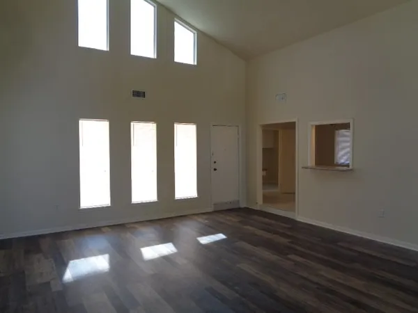 $2,300 | 11815 Gardenglen Drive, Cypress, TX 77429