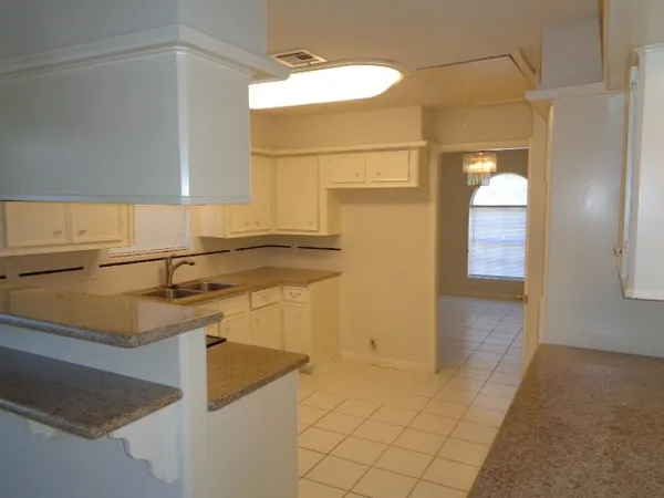 $2,300 | 11815 Gardenglen Drive, Cypress, TX 77429