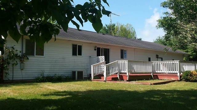 135 Maple Blanchard, MI 49310 - Photo 13 of 14 1805204-12.JPG
