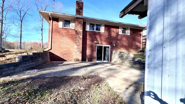 $339,000 | 3715 West County Road 130 South, North Vernon, IN 47265