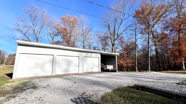 $339,000 | 3715 West County Road 130 South, North Vernon, IN 47265
