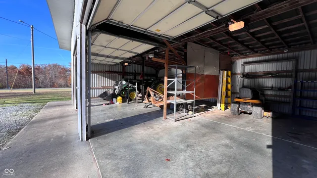 $339,000 | 3715 West County Road 130 South, North Vernon, IN 47265