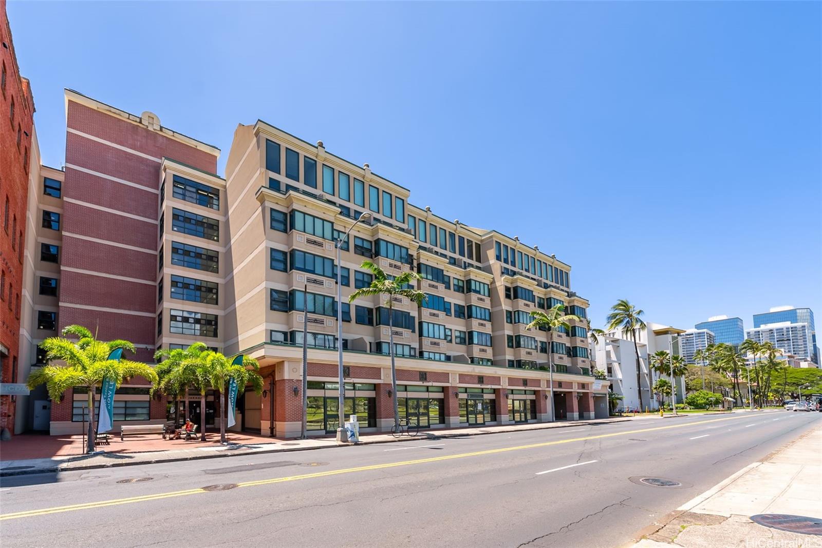 545 Queen Street, Unit 334 Honolulu, HI 96813 - Photo 1 of 23