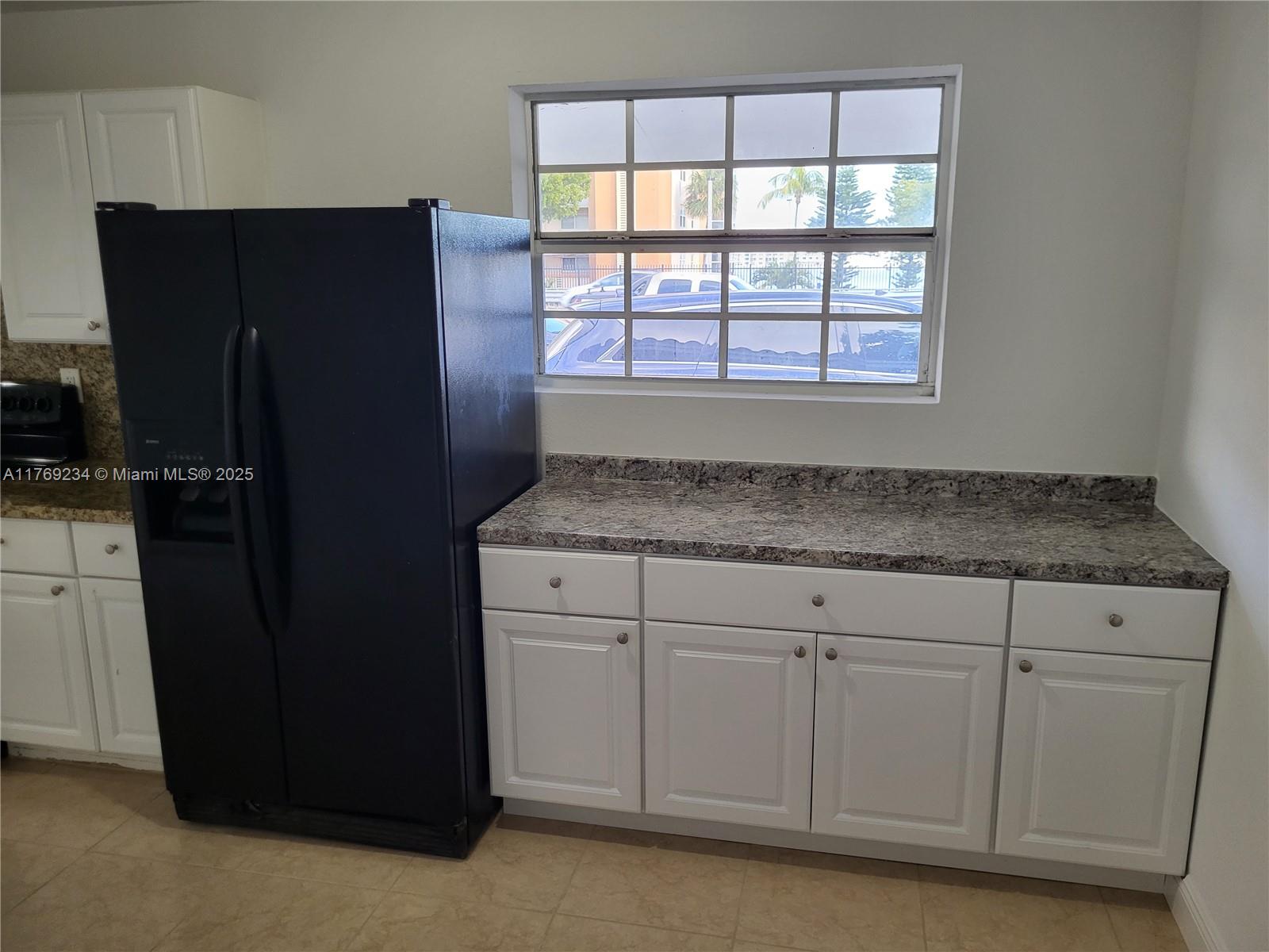 1170 Northeast 185th Street Miami, FL 33179 - Photo 7 of 25