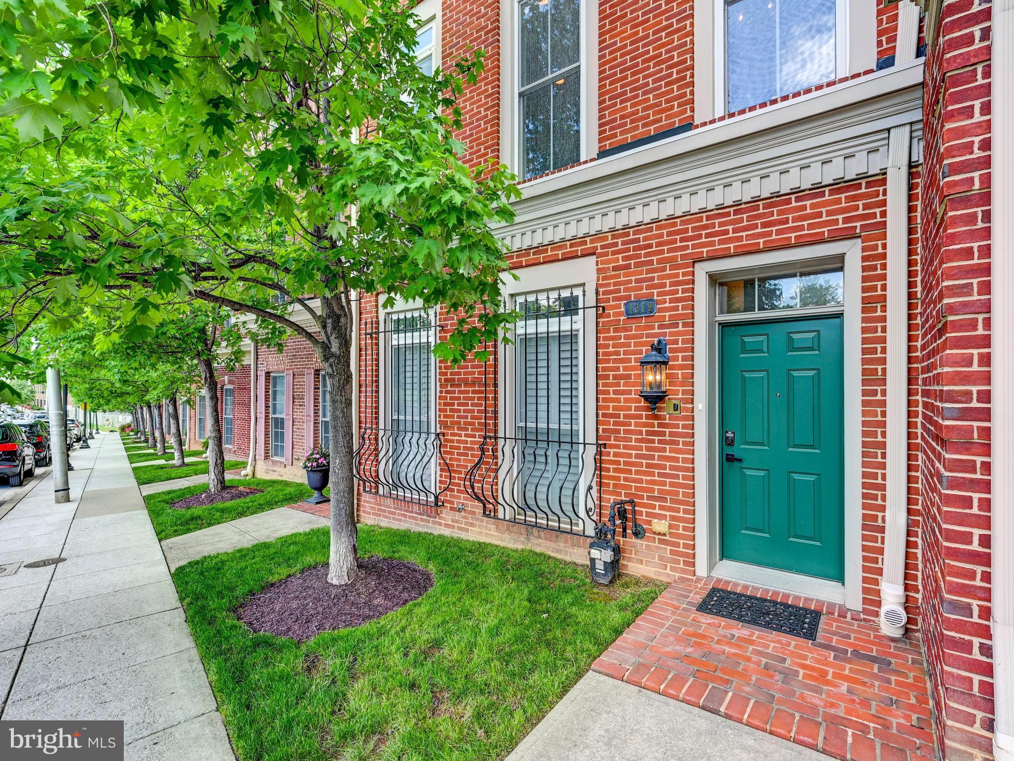 1319 Covington Street Baltimore, MD 21230 - Photo 5 of 42