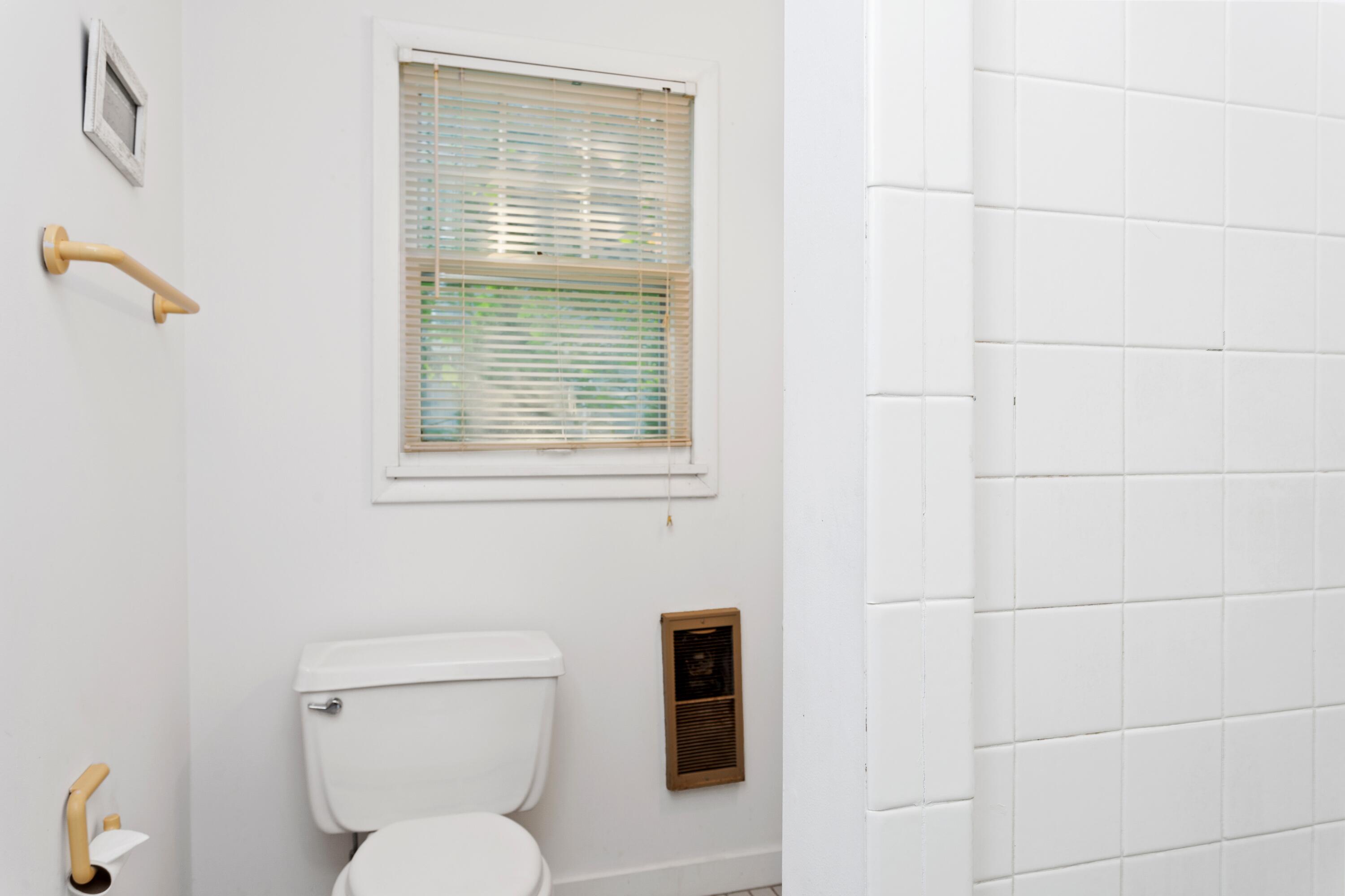15552 Victor Road, Unit 3 Union Pier, MI 49129 - Photo 18 of 20 Full Bath has shower only
