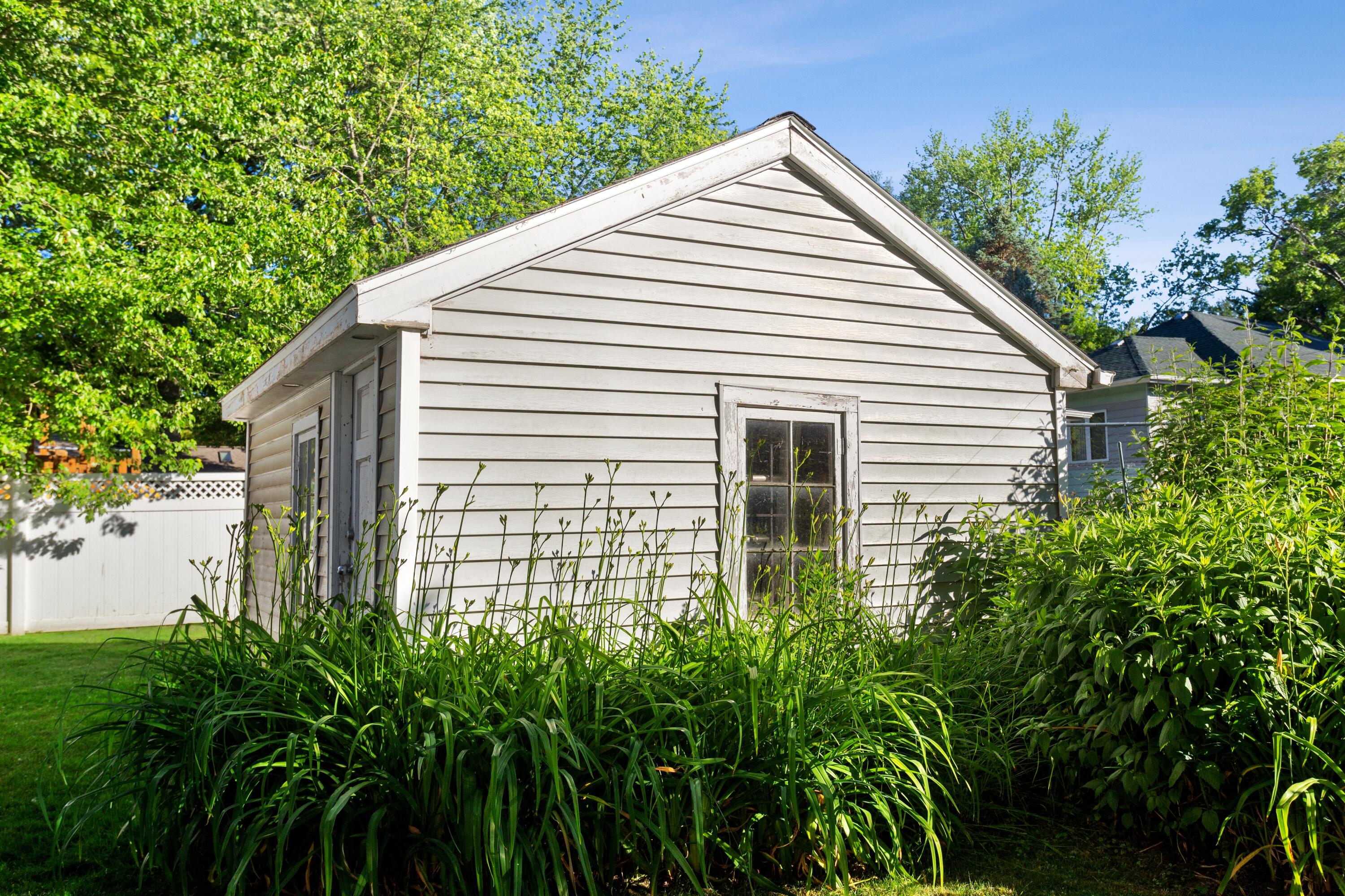 15552 Victor Road, Unit 3 Union Pier, MI 49129 - Photo 19 of 20 Shared storage shed