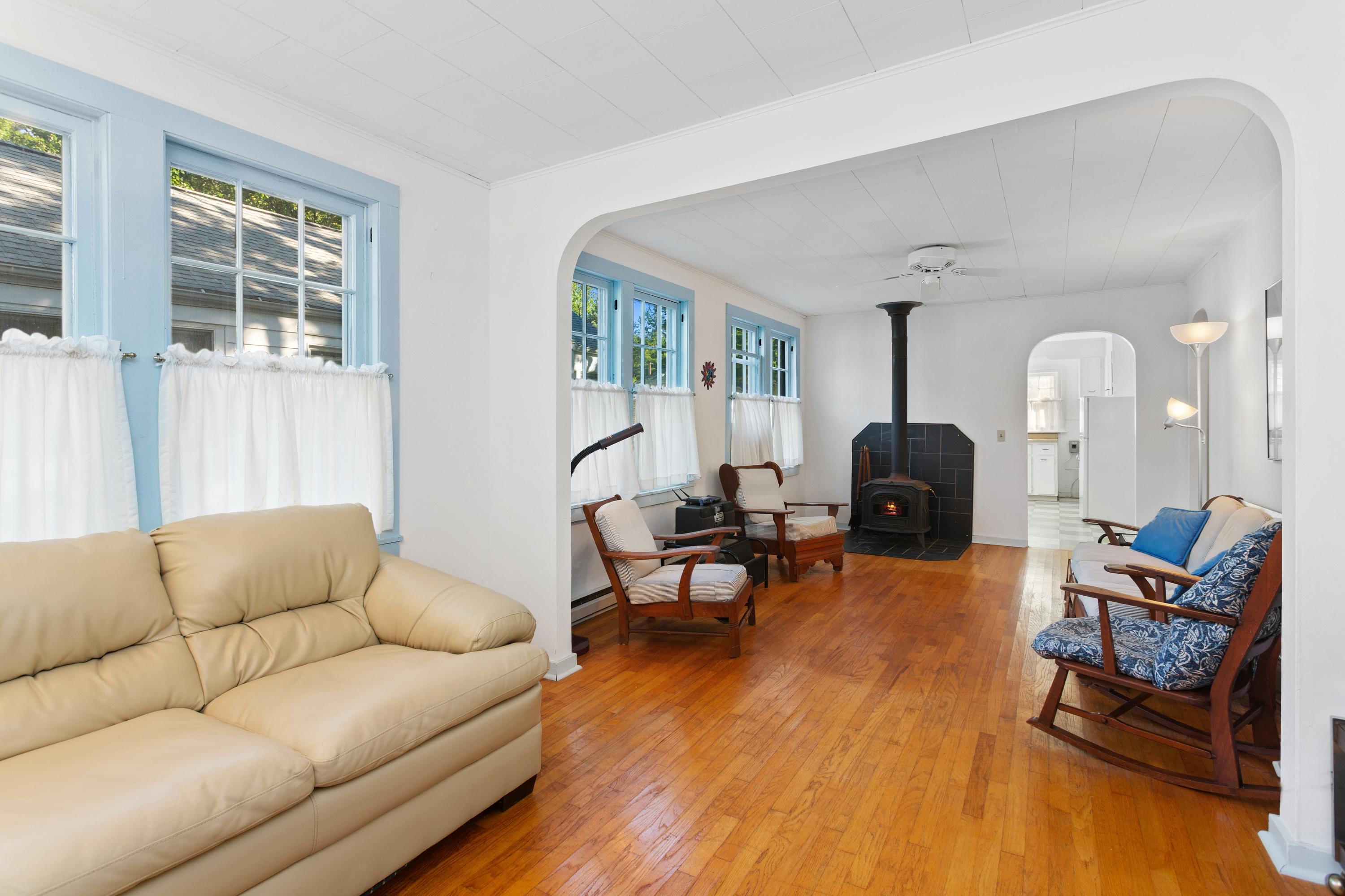 15552 Victor Road, Unit 3 Union Pier, MI 49129 - Photo 9 of 20 Living Room with view of Family Room