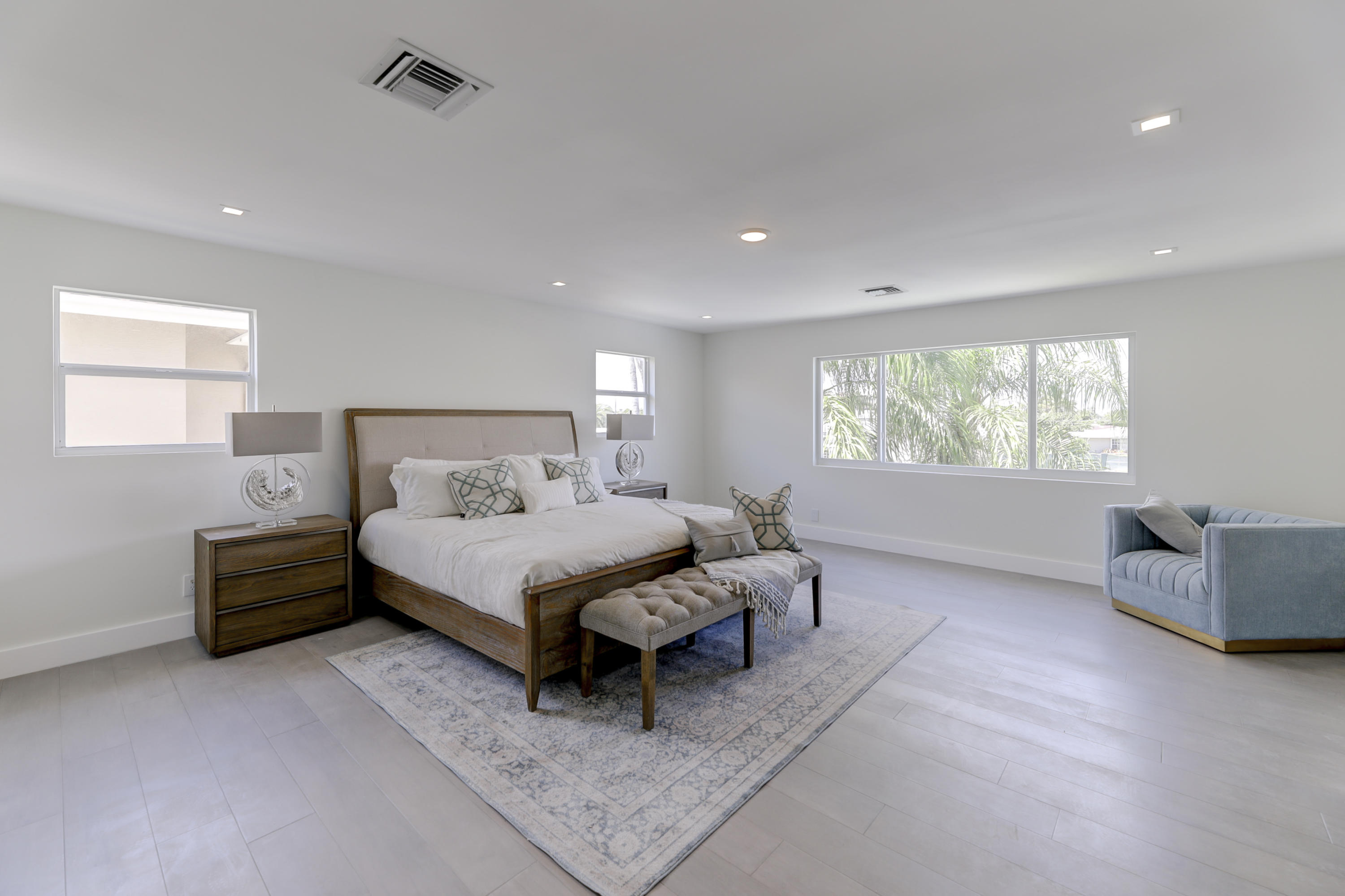 4921 Northeast 28th Avenue Lighthouse Point, FL 33064 - Photo 30 of 106 MASTER BED
