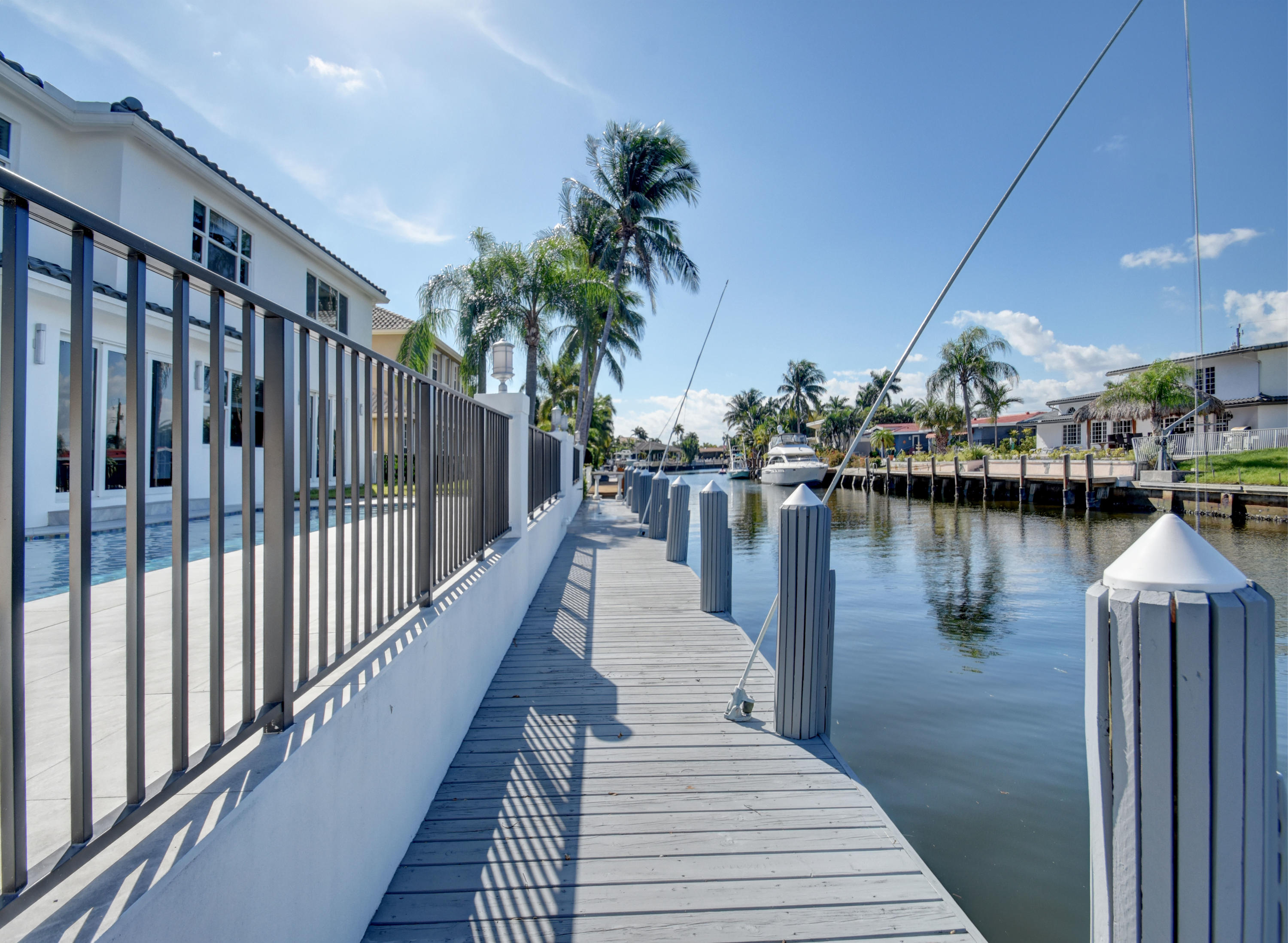 4921 Northeast 28th Avenue Lighthouse Point, FL 33064 - Photo 55 of 106 56_stl_2797_798_799_800_801