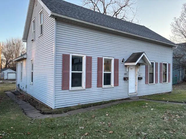 $99,500 | 2809 Telegraph Road, Davenport, IA 52804