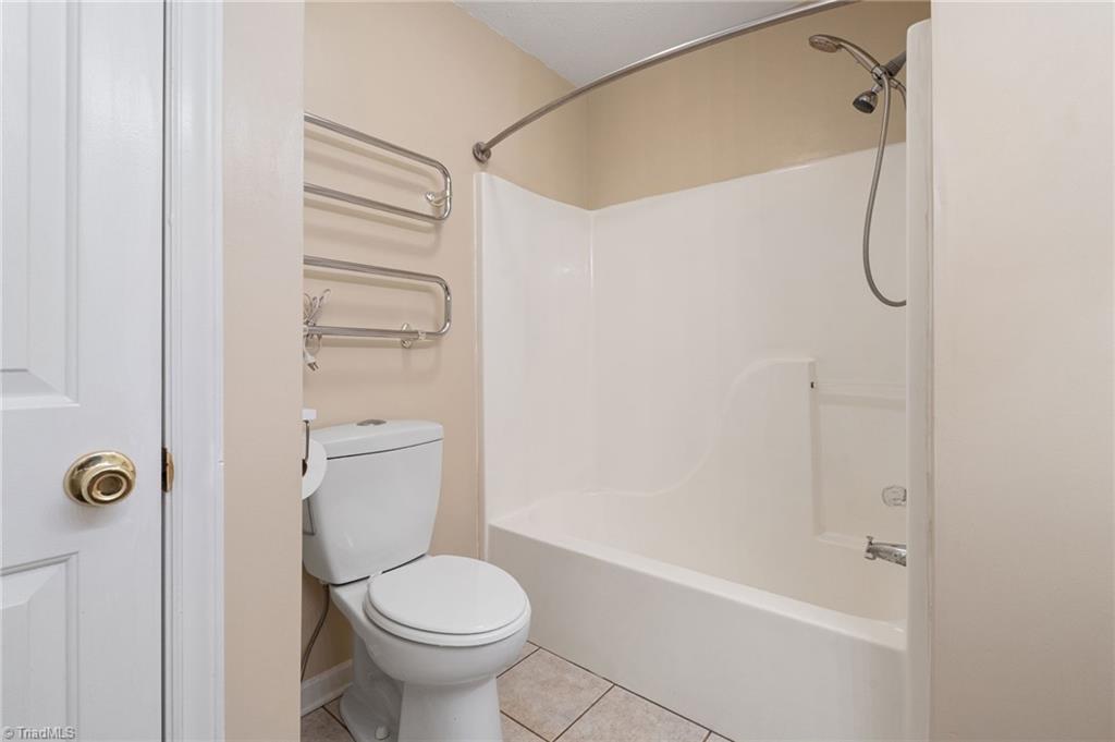 1120 Woodbury Road King, NC 27021 - Photo 14 of 32