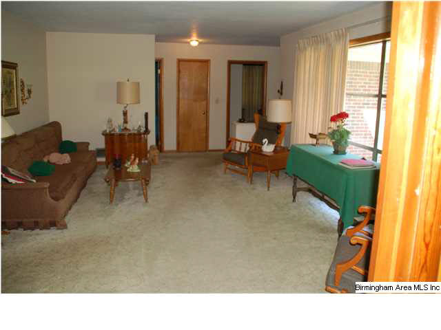 2052 Pershing Road Birmingham, AL 35214 - Photo 5 of 19