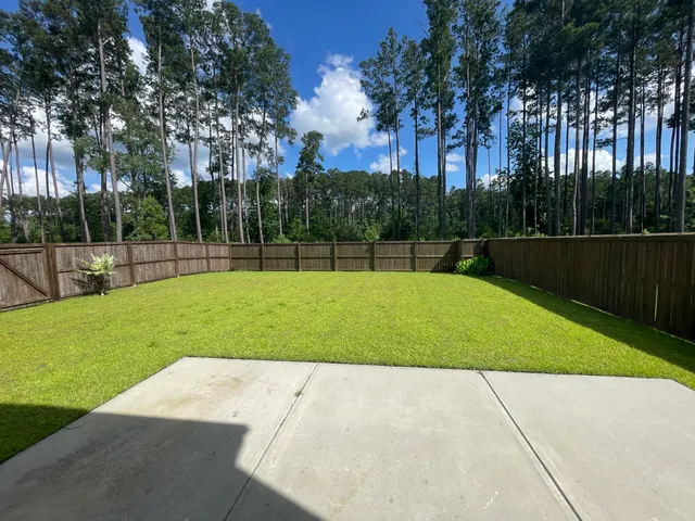 $2,300 | 239 Dunlin Drive, Summerville, SC 29486