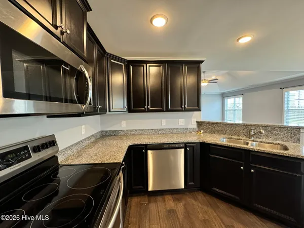 $2,450 | 3869 Stone Harbor Place, Leland, NC 28451