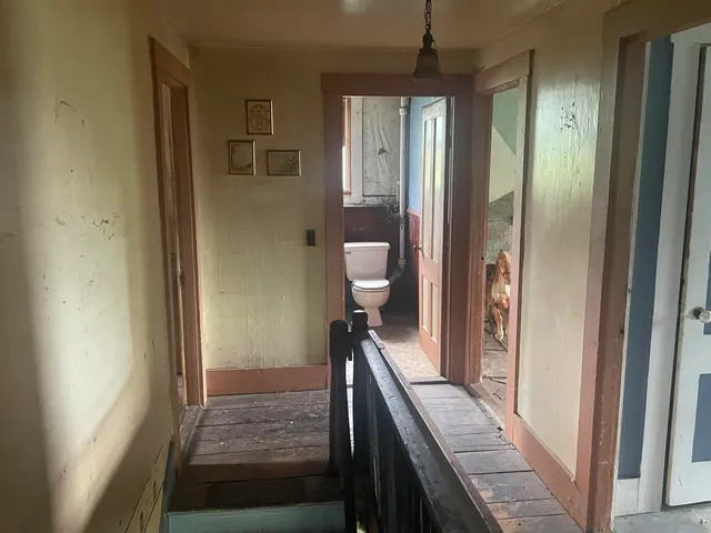 $130,000 | 722 Farmington Road, Strong, ME 04983