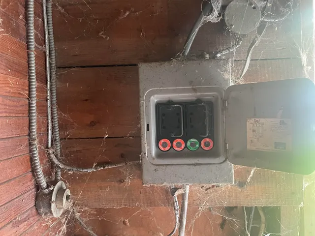 $130,000 | 722 Farmington Road, Strong, ME 04983