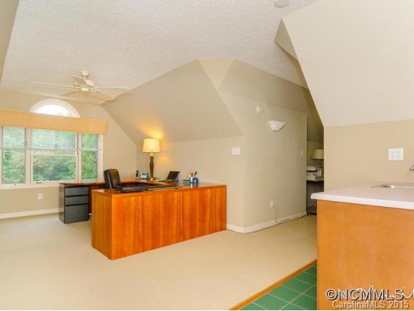 149 Wolfe Cove Road Asheville, NC 28804 - Photo 19 of 23 Gallery Image 19