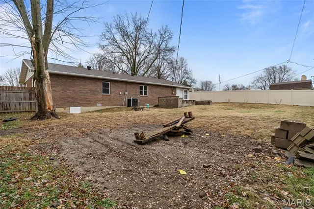 $169,900 | 2638 Angela Drive, Granite City, IL 62040