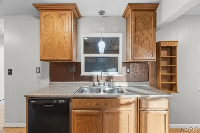 $169,900 | 2638 Angela Drive, Granite City, IL 62040