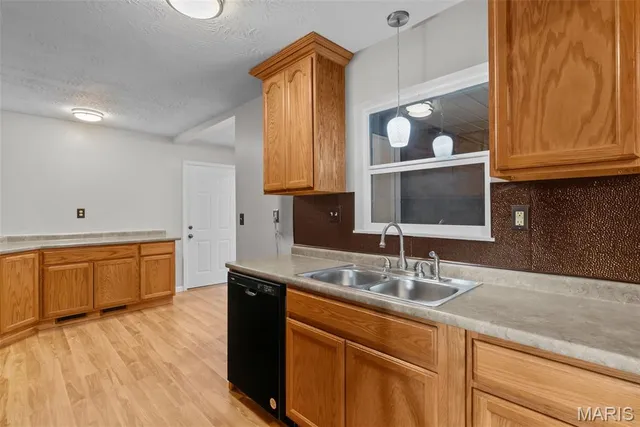 $169,900 | 2638 Angela Drive, Granite City, IL 62040